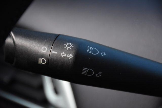 LANCIA Ypsilon 1.0 FireFly 5 p. S&S Hybrid GOLD *RETROCAMERA*