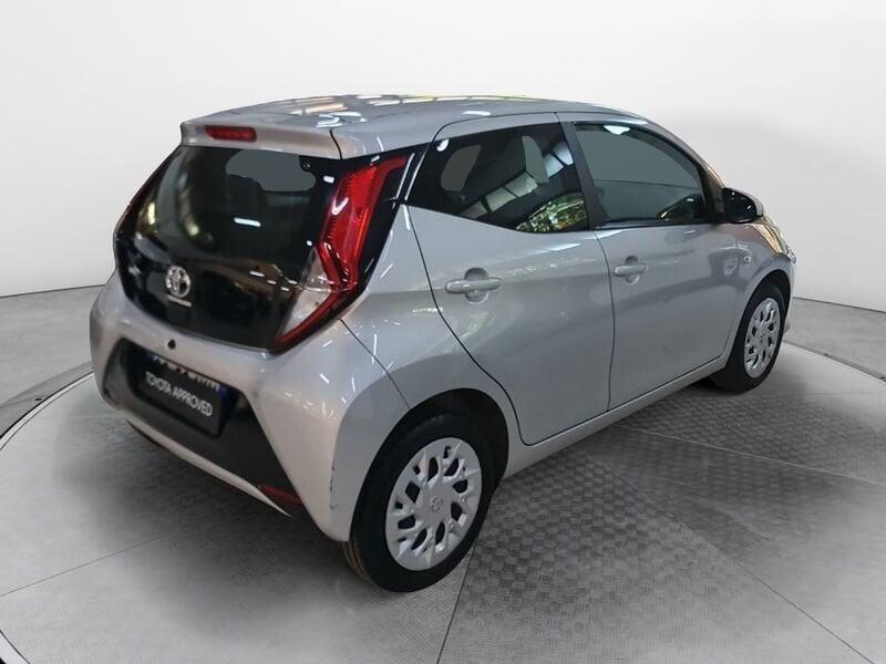 Toyota Aygo Aygo Connect 1.0 VVT-i 72 CV 5 porte x-play MMT