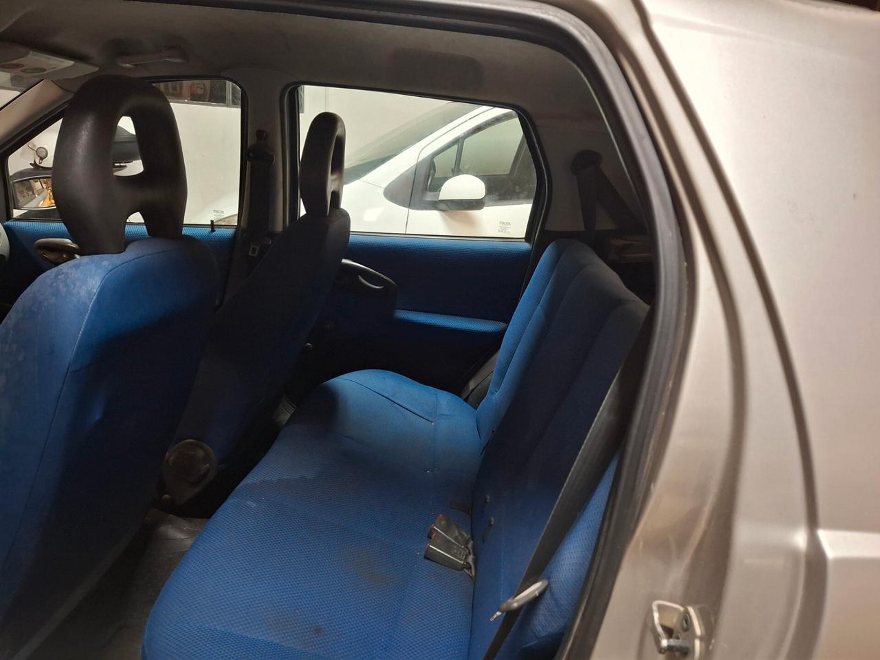 Fiat Punto 1.2i cat 5 porte ELX