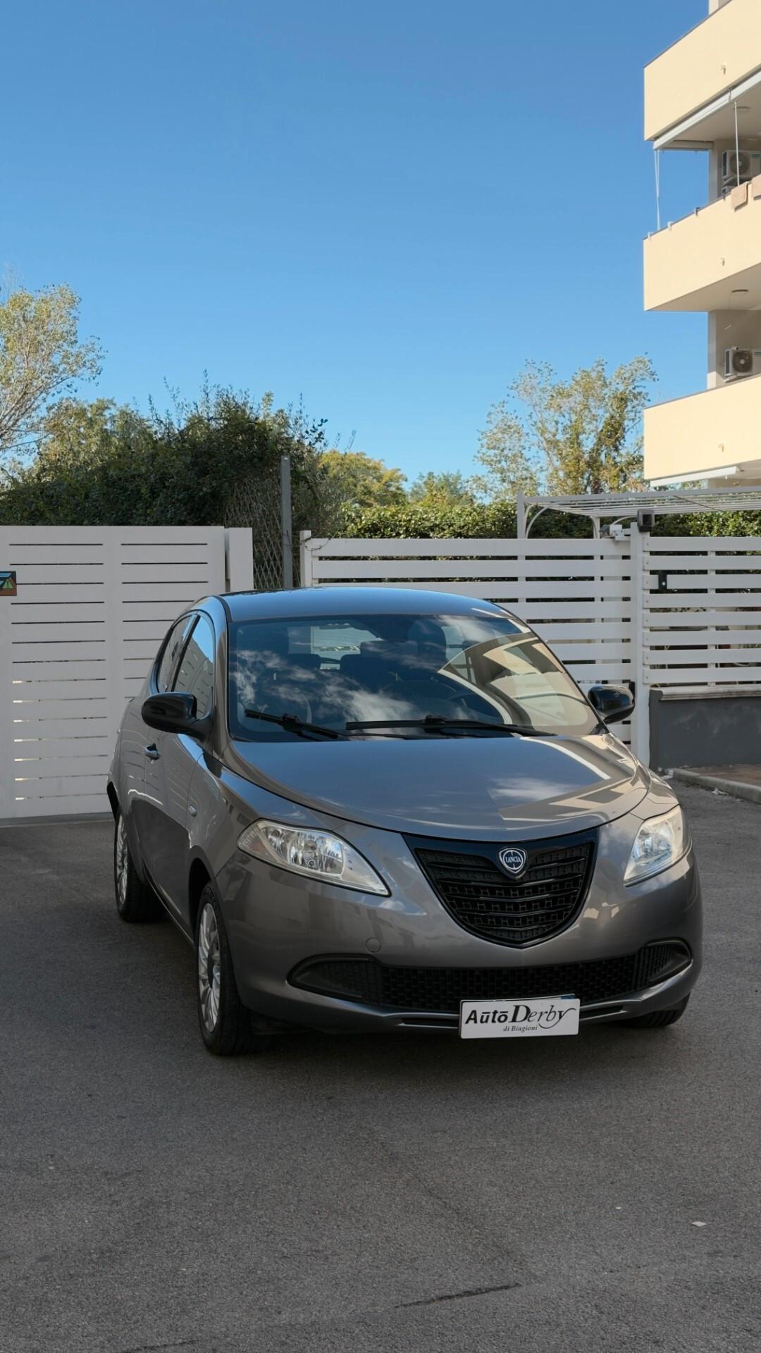 Lancia Ypsilon 1.2 69 CV 5 porte GPL Ecochic Platinum