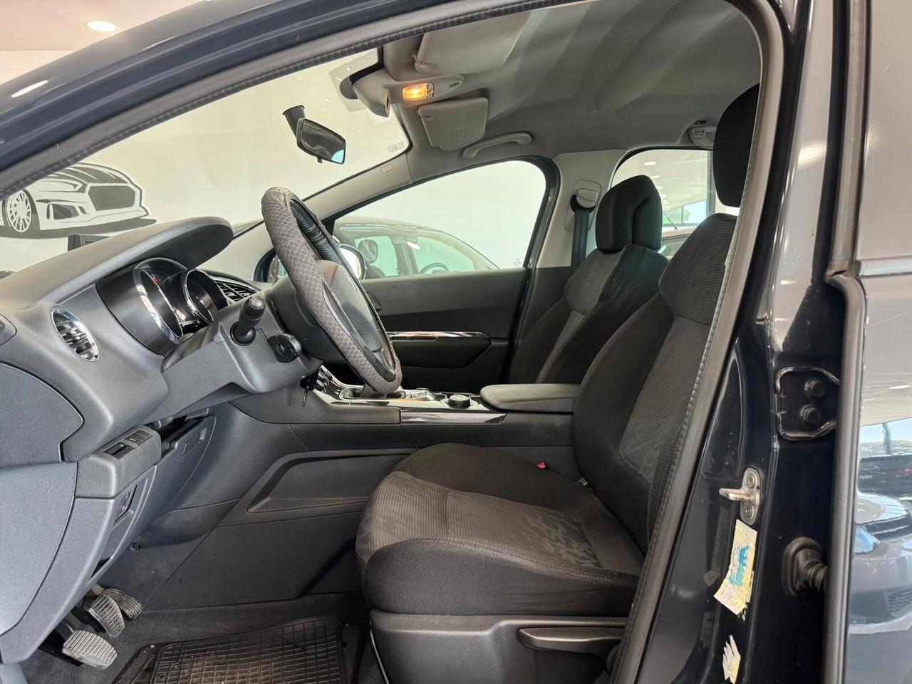Peugeot 3008 1.6 HDi 110CV Premium