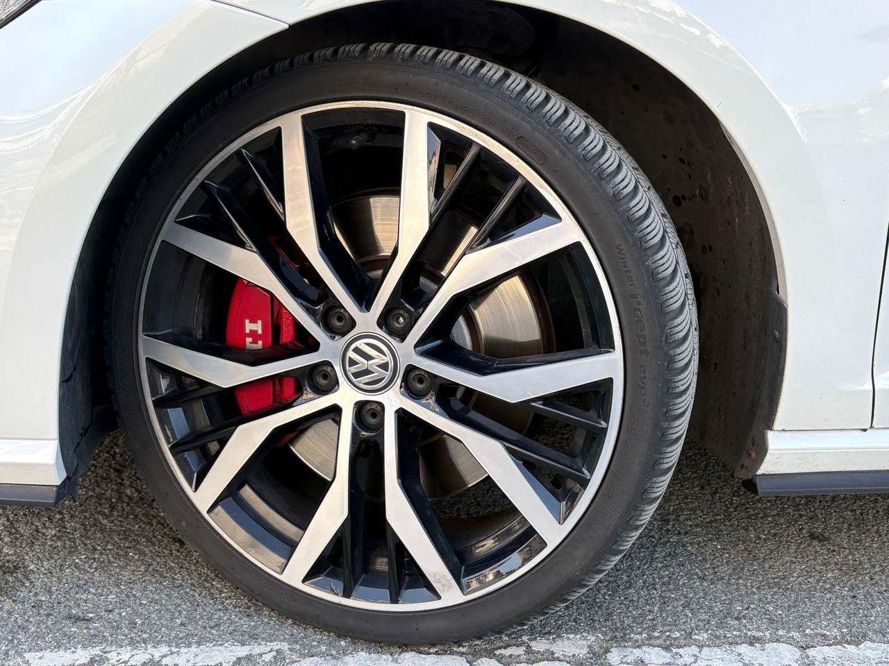 Volkswagen Golf GTI VW Golf 2.0 TSI GTI Per #10296