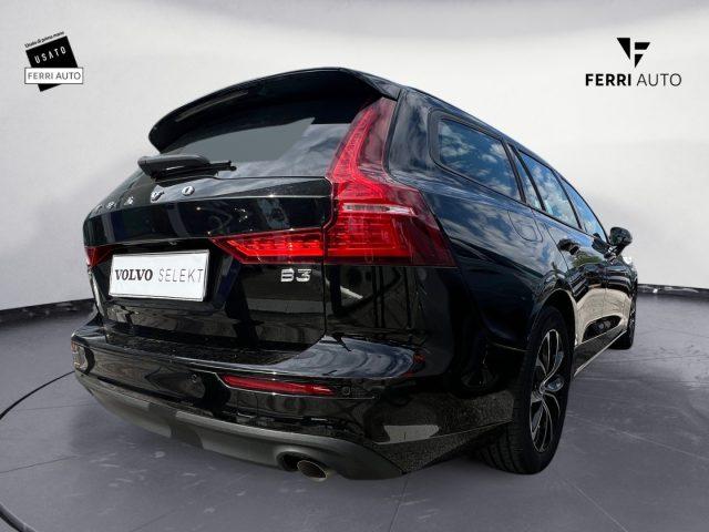 VOLVO V60 B3 Geartronic Momentum Core