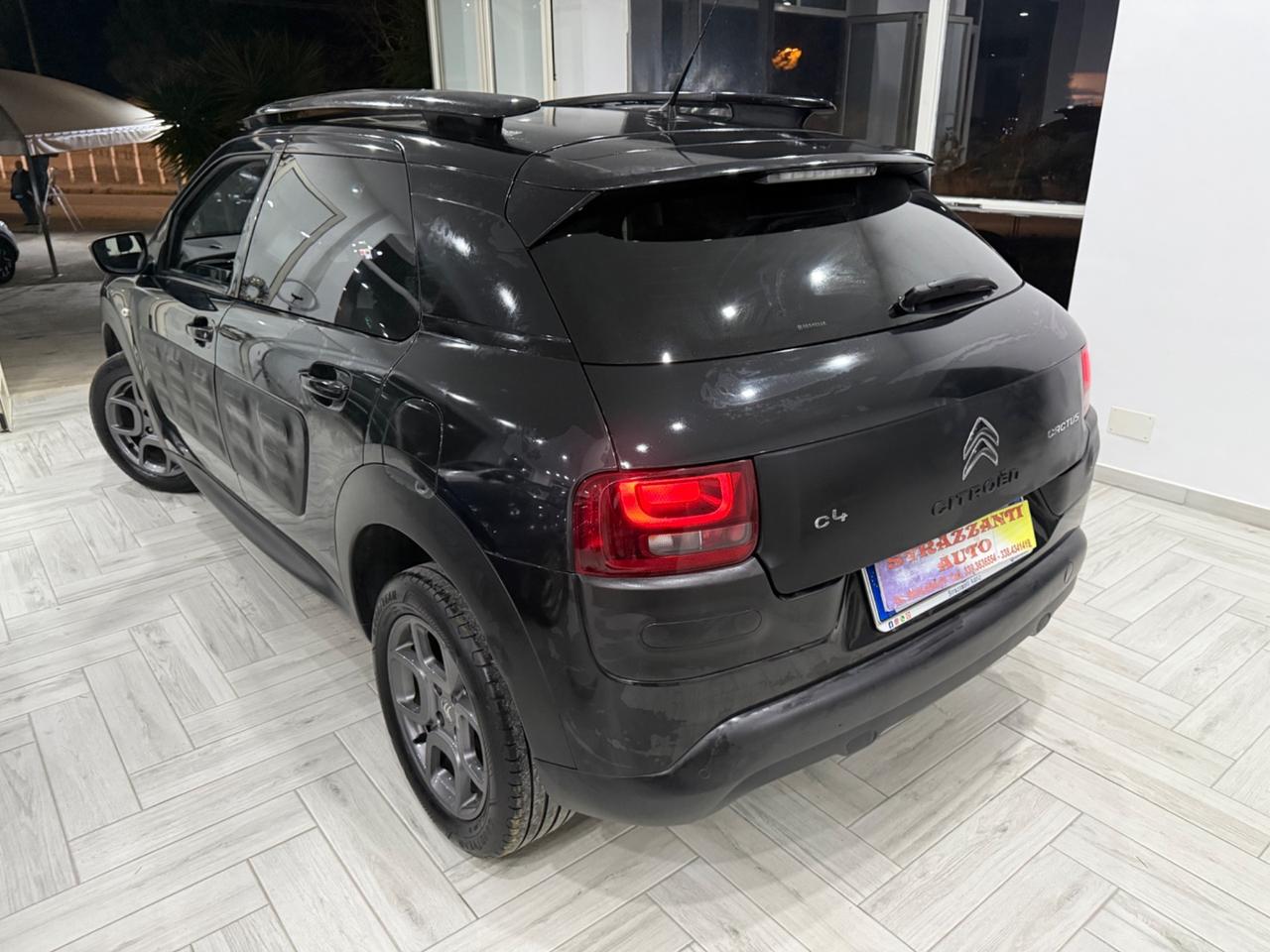 Citroen C4 Cactus BlueHDi100cvSHINE AIRBUMP DA VETRINA2017