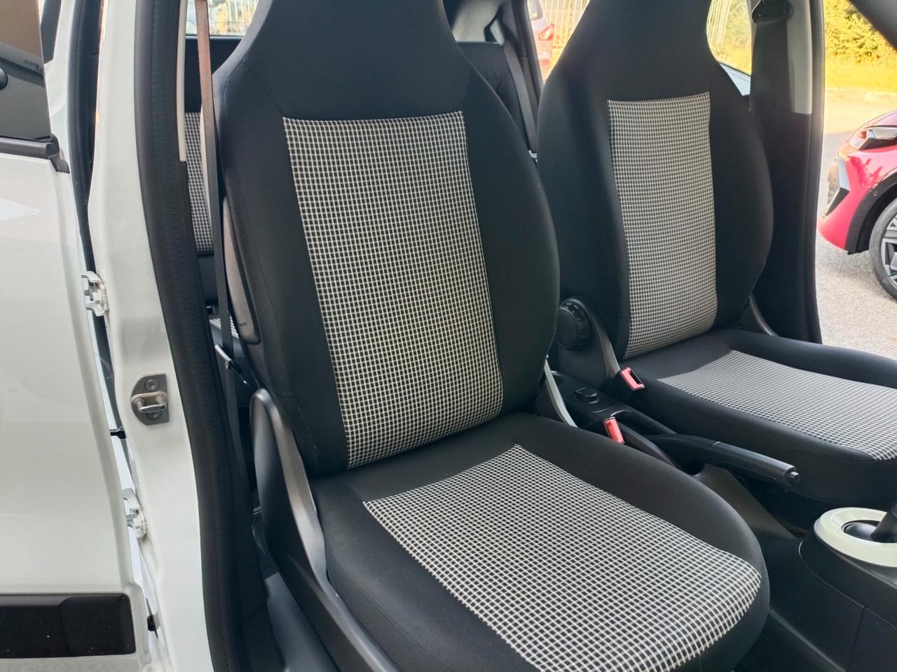 Renault Twingo Electric Authentic 22KWH