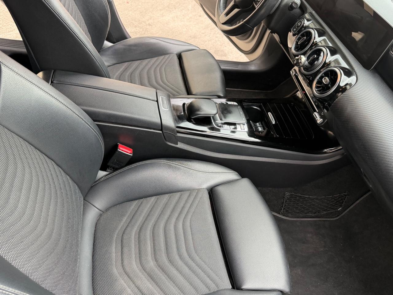 Mercedes-benz A 180 d Automatic Premium ok neopatentato