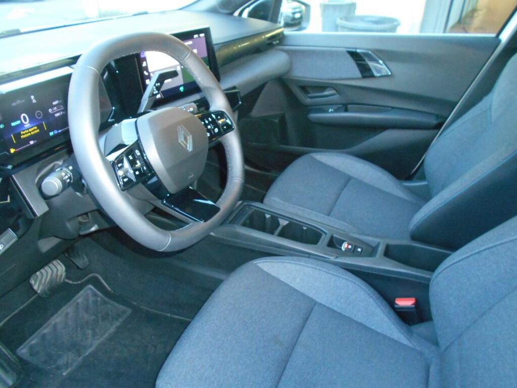 Renault Clio 1.8 full hybrid E-Tech Evolution Auto
