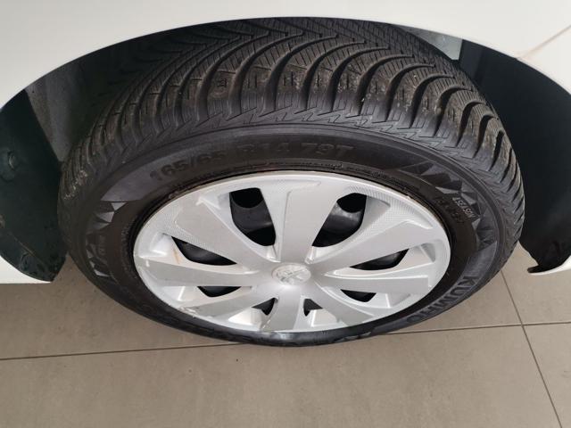 PEUGEOT 108 VTi 72 5 porte Active