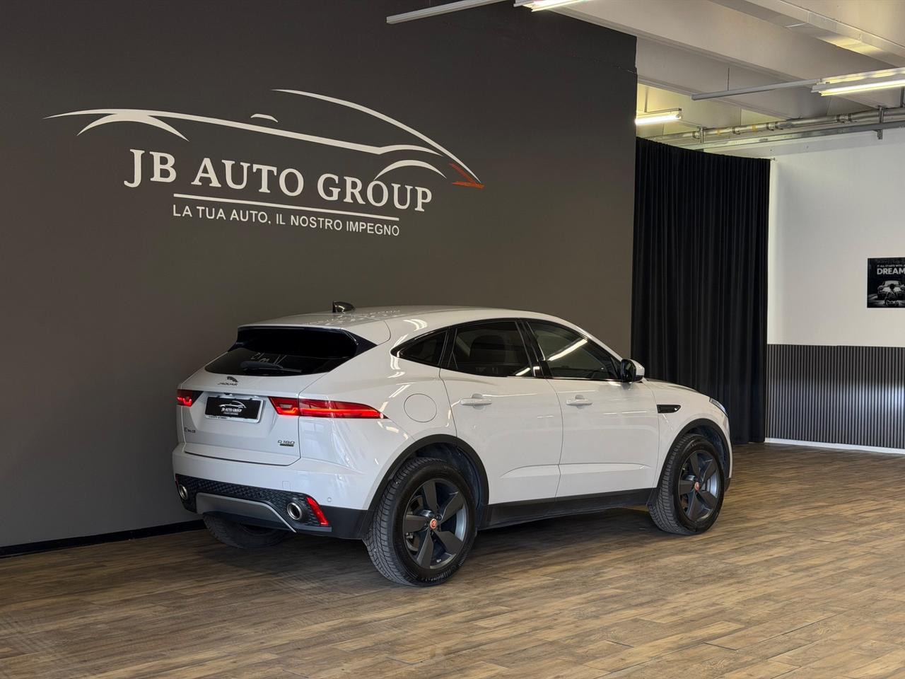 Jaguar E-Pace 2.0D 180 CV AWD aut. R-Dynamic SE