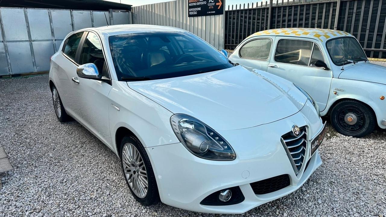 Alfa Romeo Giulietta 1.6 JTDm-2 105 CV Distinctive