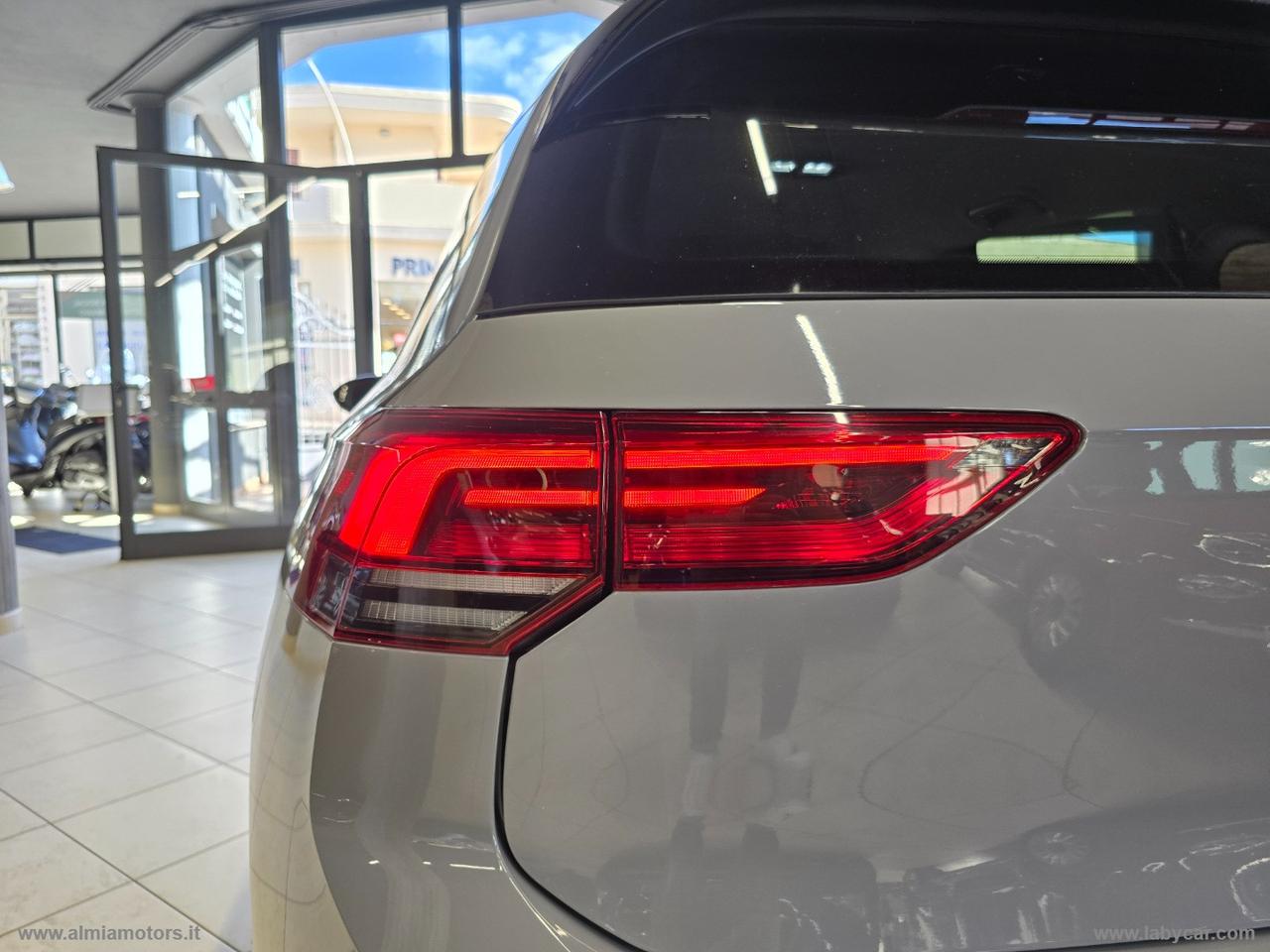 VOLKSWAGEN Golf 1.0 TSI EVO Life