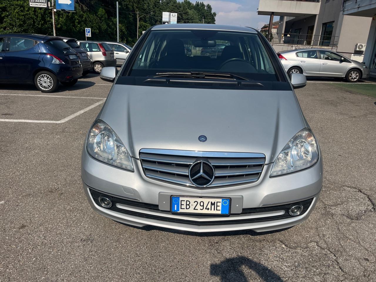 Mercedes A180CDI/cambio automatico/109CV/neopatentato/Euro4 con FAP/unico proprietario