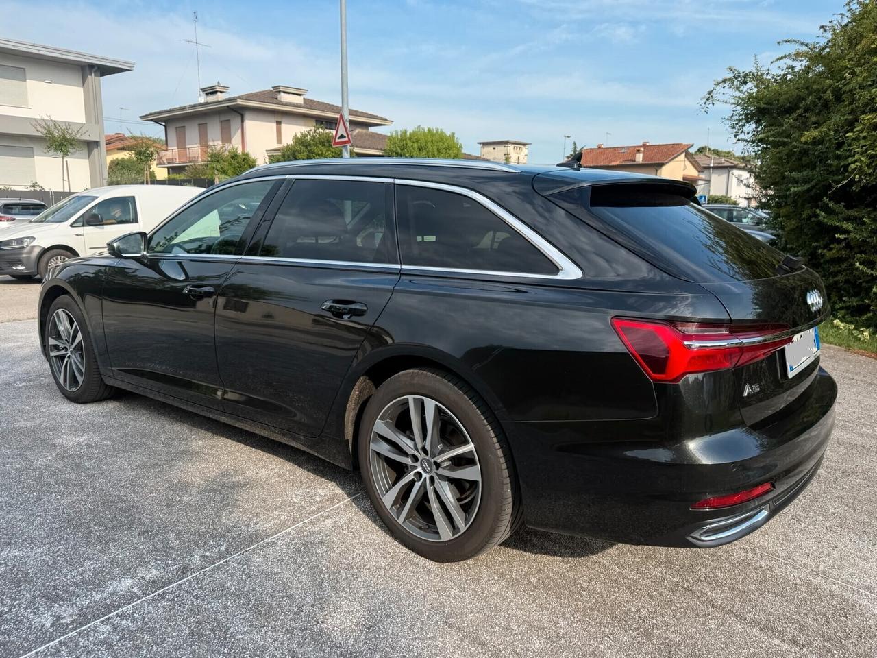Audi A6 Avant 40 2.0 TDI S tronic Business