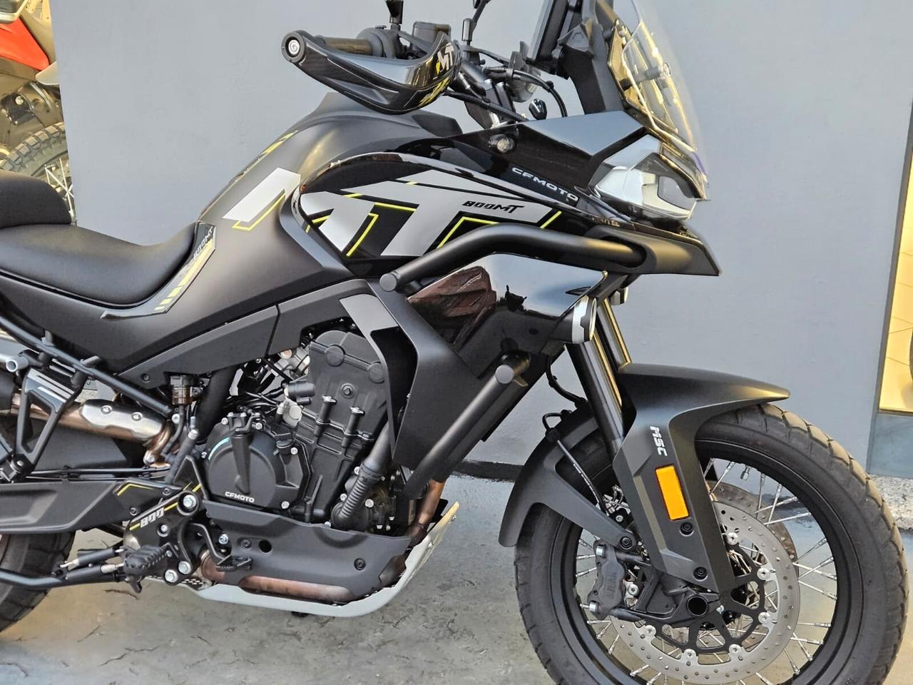 CF Moto 800MT - 2026