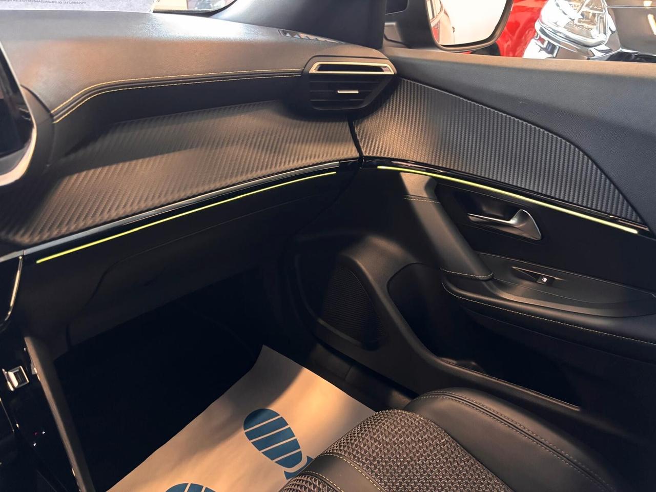 Peugeot 2008 1.5 BlueHDi 130CV S&S EAT8 GT