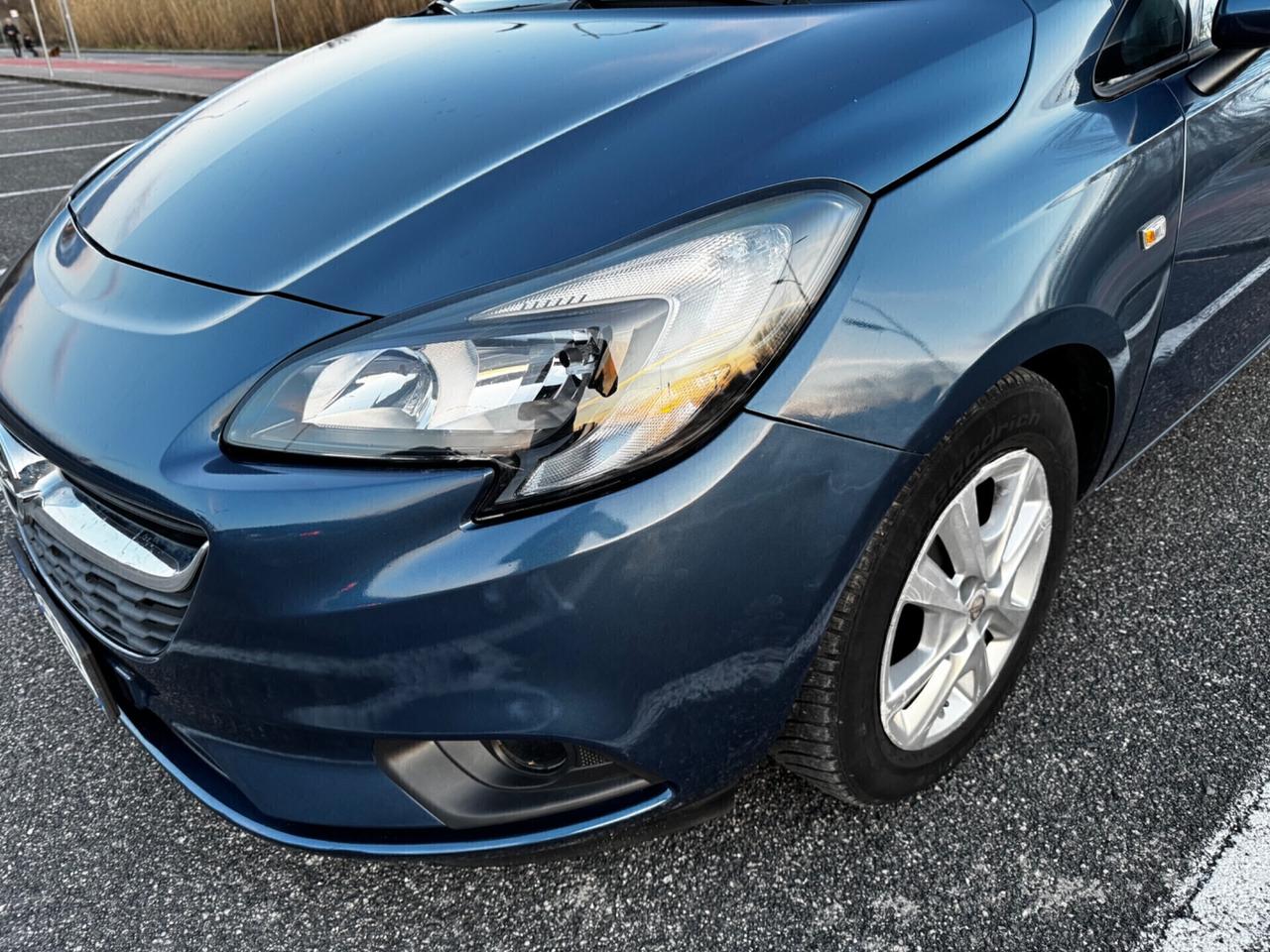 Opel Corsa 1.4 90CV GPL Tech 5 porte b-Color