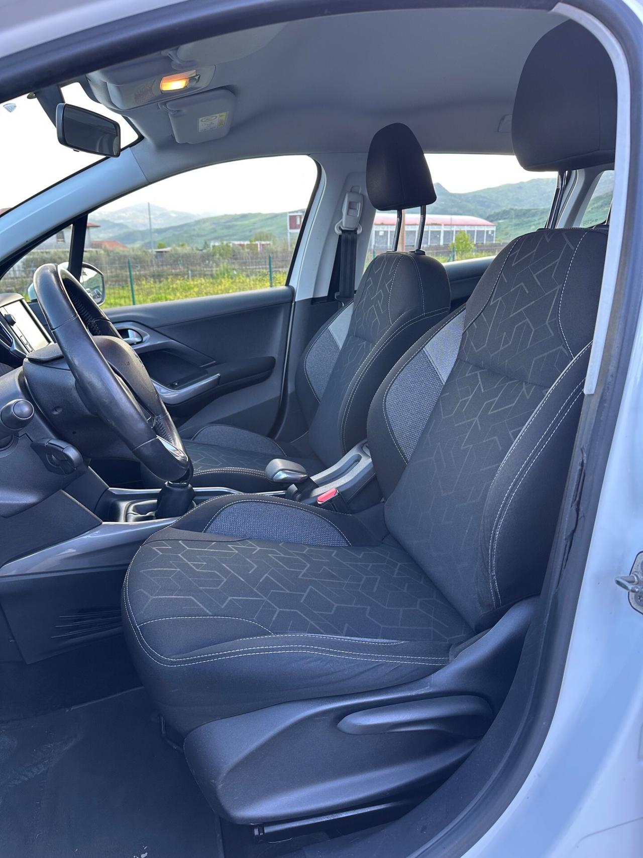 Peugeot 2008 BlueHDi 100 Active