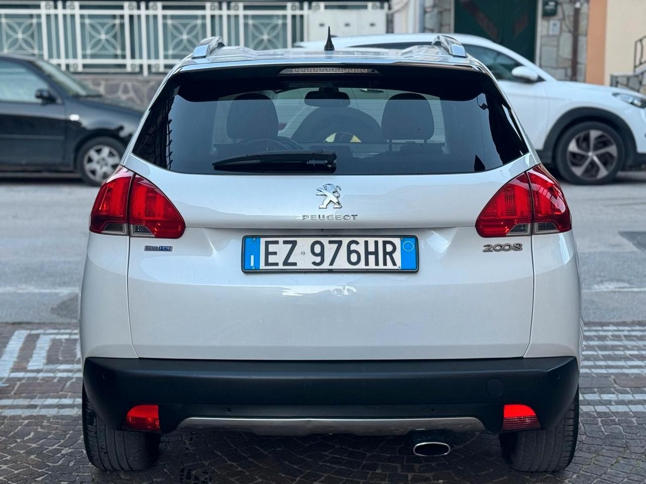 Peugeot 2008 BlueHDi 120 S&S Black Matt Limited Edition