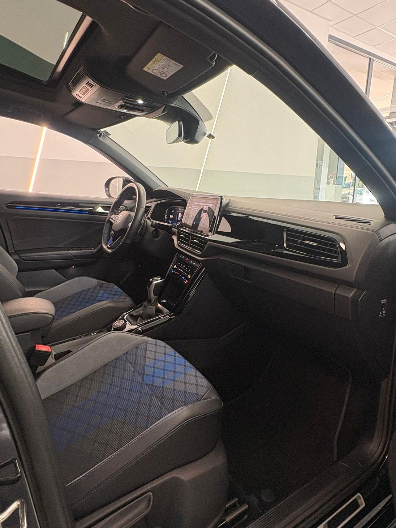Volkswagen T-Roc R 2.0 TSI DSG 4MOTION BlueMotion Technology