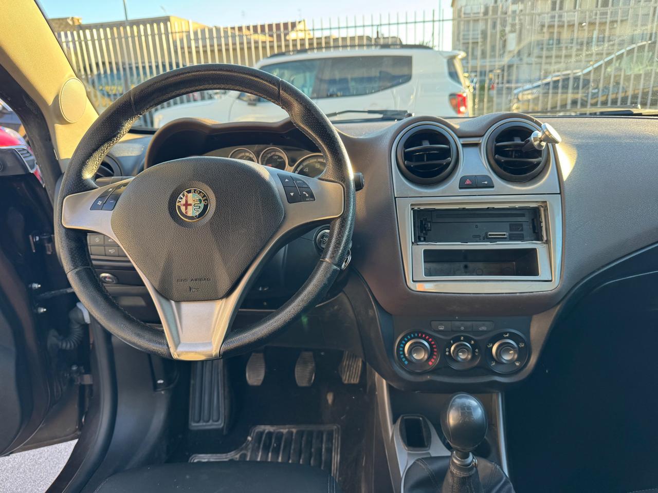 Alfa Romeo MiTo 1.4 Distinctive s&s 78cv