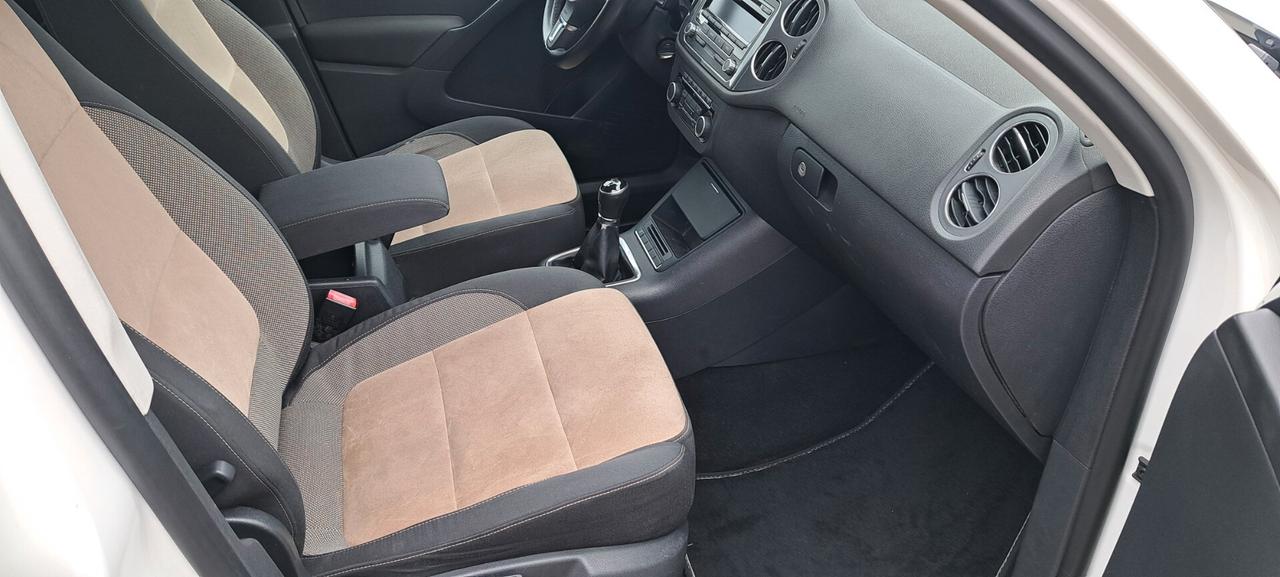 Volkswagen Tiguan 2.0 TDI 140 CV 4MOTION Sport & Style
