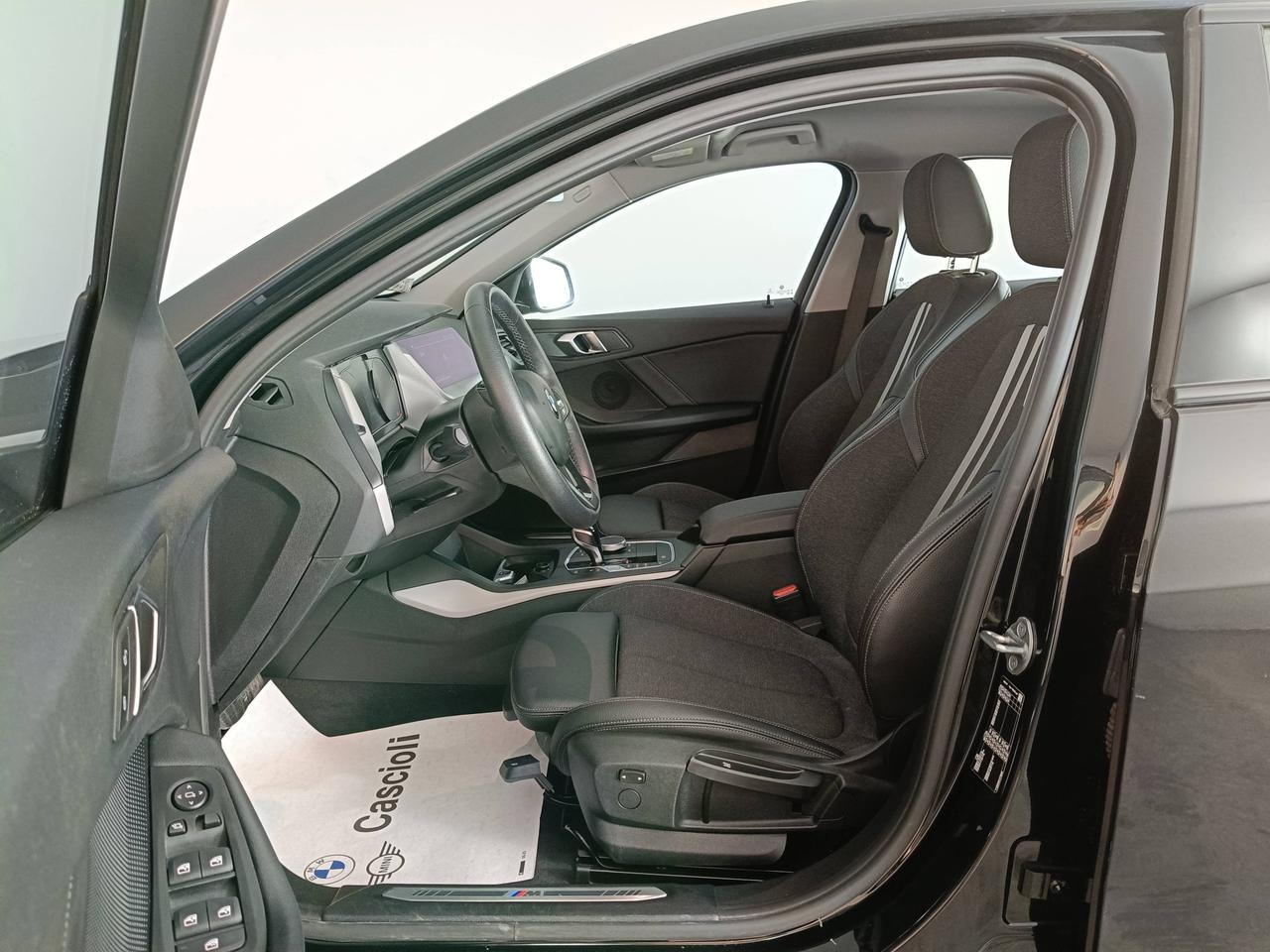 BMW Serie 1 F40 - 116d Msport Exterior auto