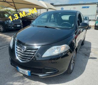 Lancia Ypsilon 1.3 MJT 95 CV 5 porte Platinum