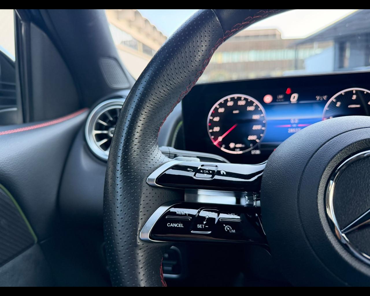 Mercedes-Benz GLB (X247) - GLB 200 d Automatic AMG Line Premium