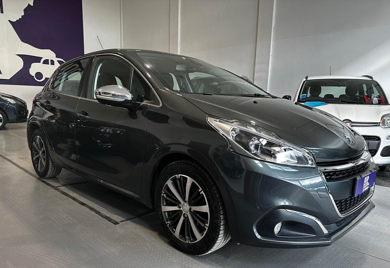 Peugeot 208 PureTech 82 5 porte Allure
