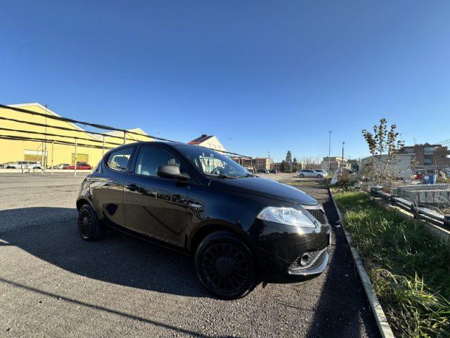 LANCIA Ypsilon 1.2 69 CV 5 porte GPL Ecochic Gold