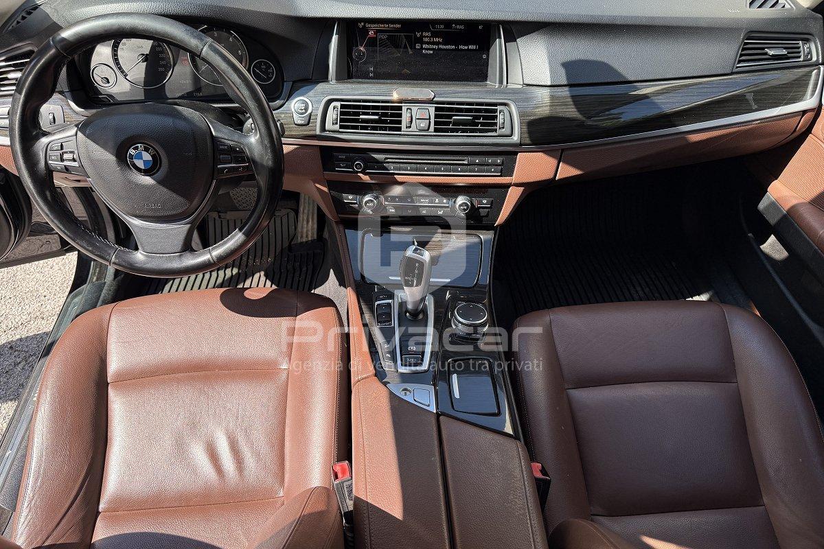 BMW 530d xDrive 249CV Touring Luxury
