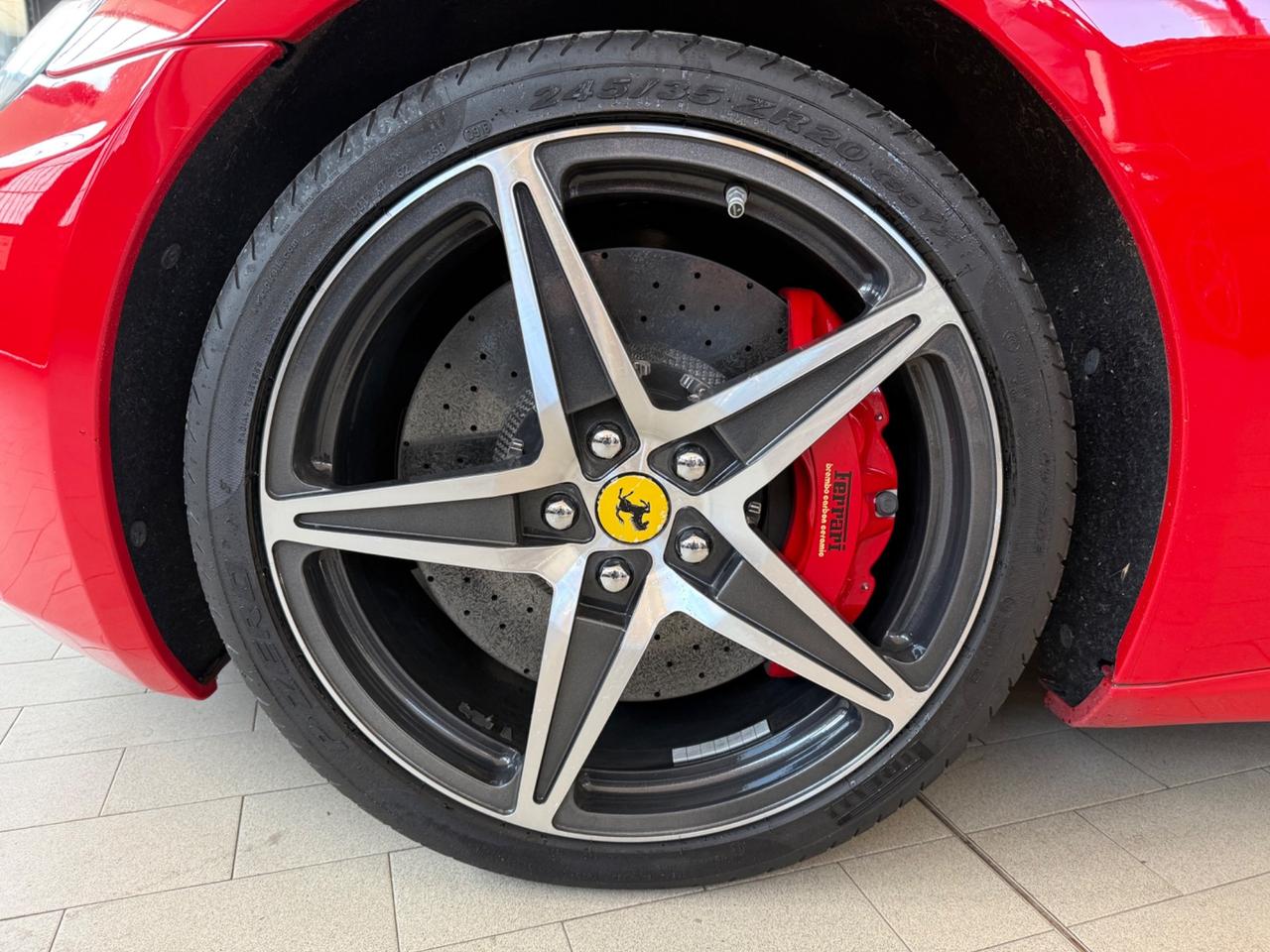 Ferrari California DCT carbonio