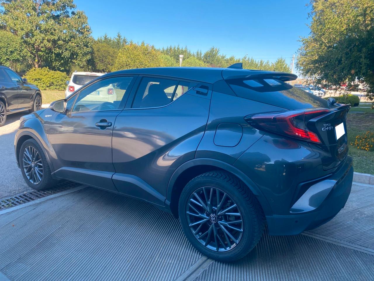Toyota C-HR 1.8 Hybrid E-CVT Lounge