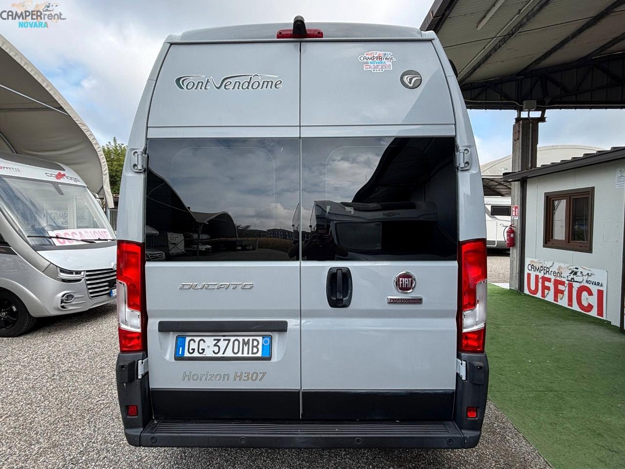 FONT VENDOME HORIZON H307 - Furgonato con letto matrimoniale in coda e letto basculante elettrico