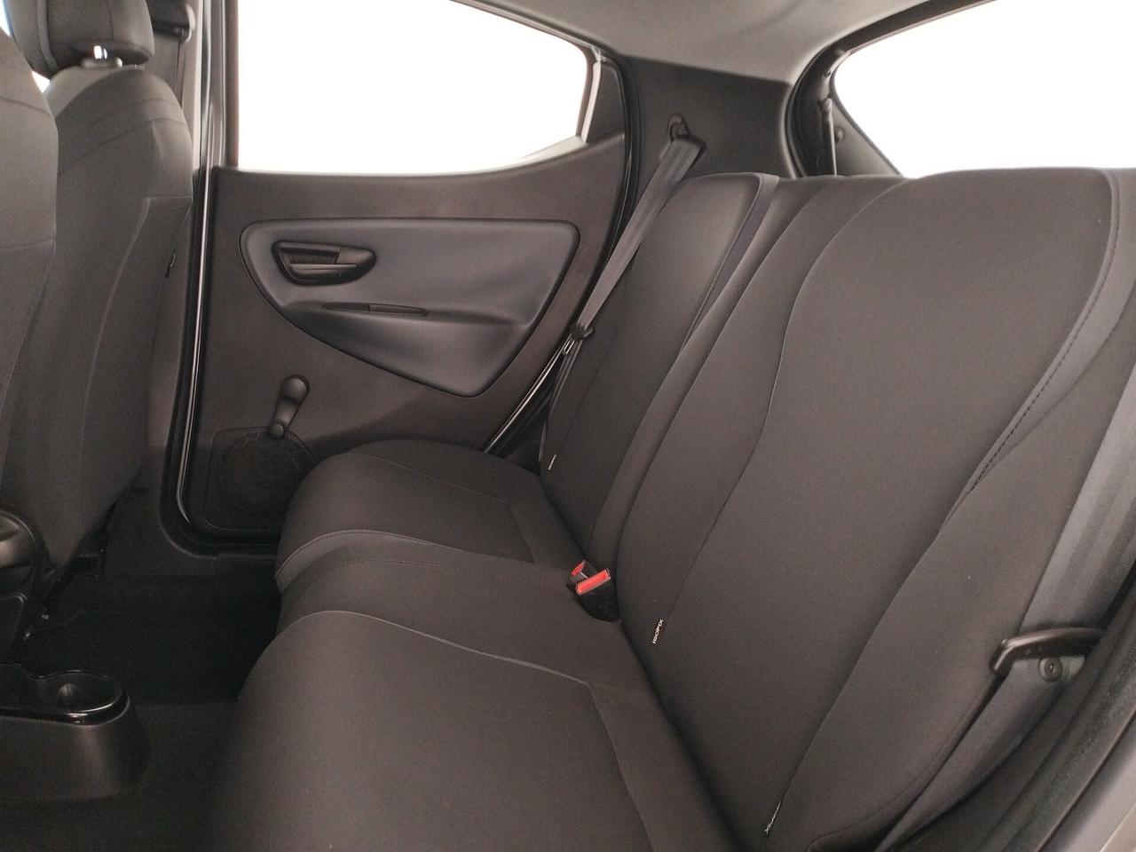 Lancia Ypsilon 1.2 69 CV Silver - NEOPATENTATI