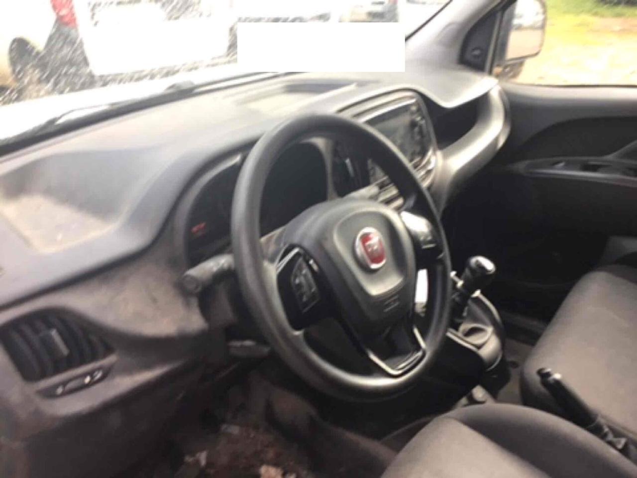 FIAT DOBLO CARGO MAXI 1.6 M-JET 105CV 6M. PL-TN 3POSTI PORTATA 886KG LOUNGE ( MIRROR - SENSORI POST. )