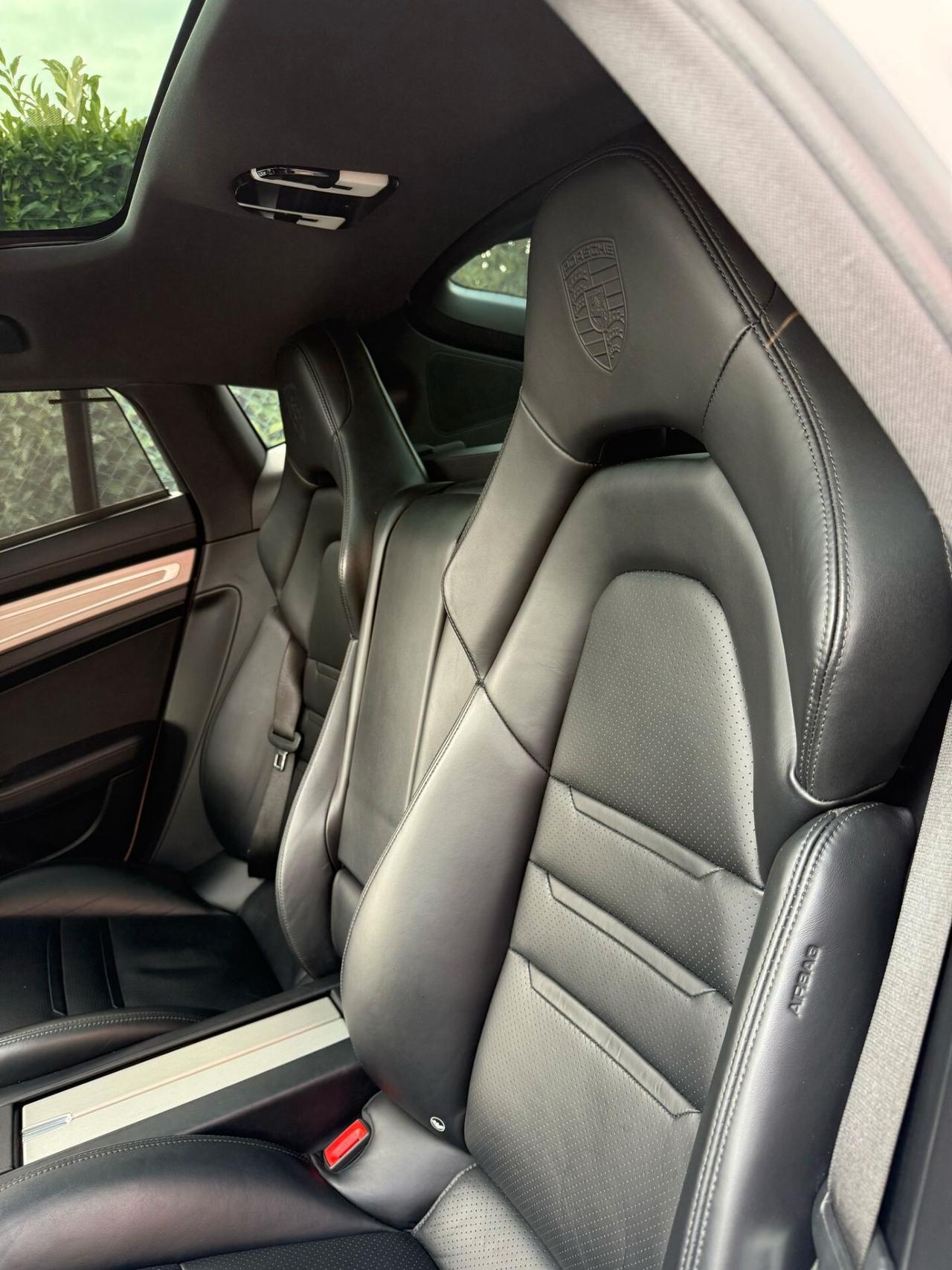 Porsche Panamera 2.9 4 e-hybrid auto (165)