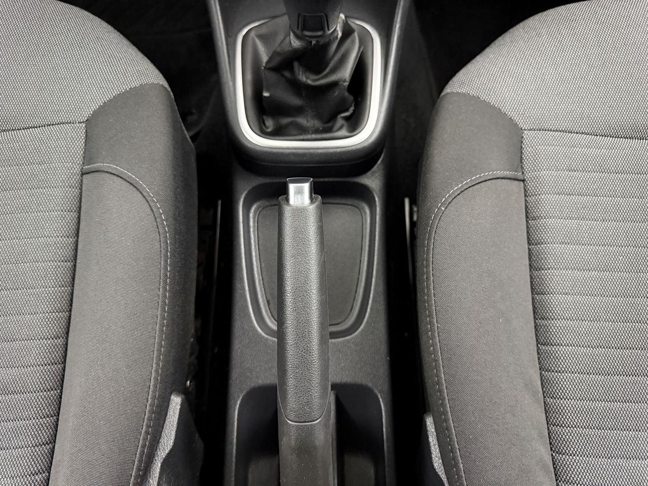 VOLKSWAGEN Polo V 2009 Polo 5p 1.2 Comfortline 70cv