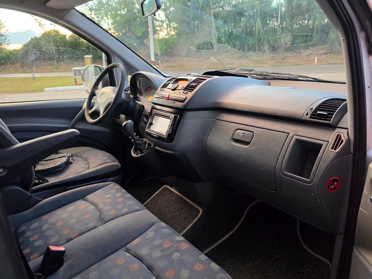 Mercedes Benz vito 9 posti extralong