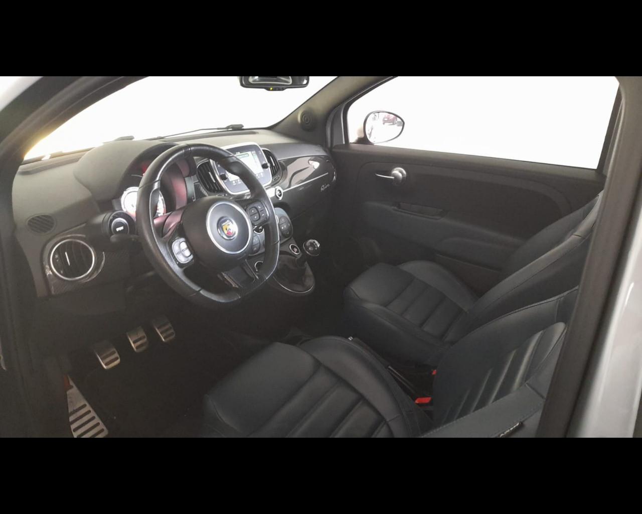 ABARTH ABARTH 695 - 695 1.4 Turbo T-Jet Rivale