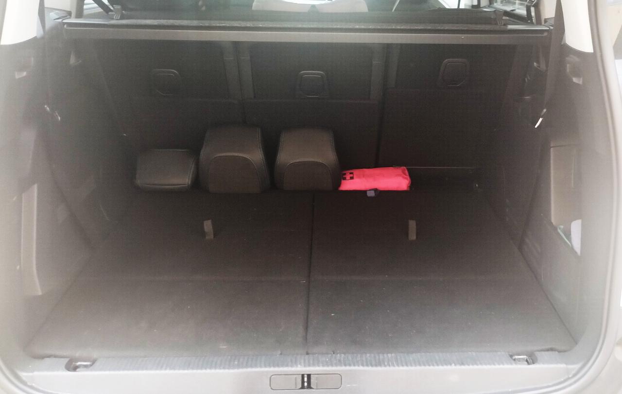 Peugeot 5008 BlueHDi 120 CV CROSSWAY AUT.