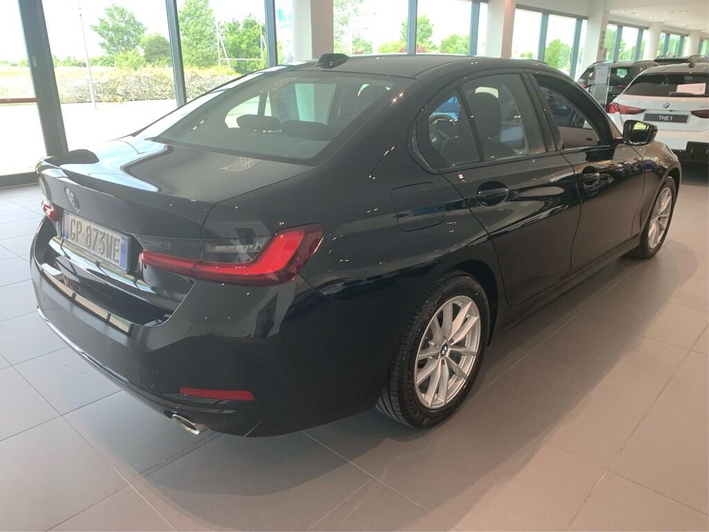 BMW Serie 3 Berlina 318 d Mild Hybrid 48V Steptronic