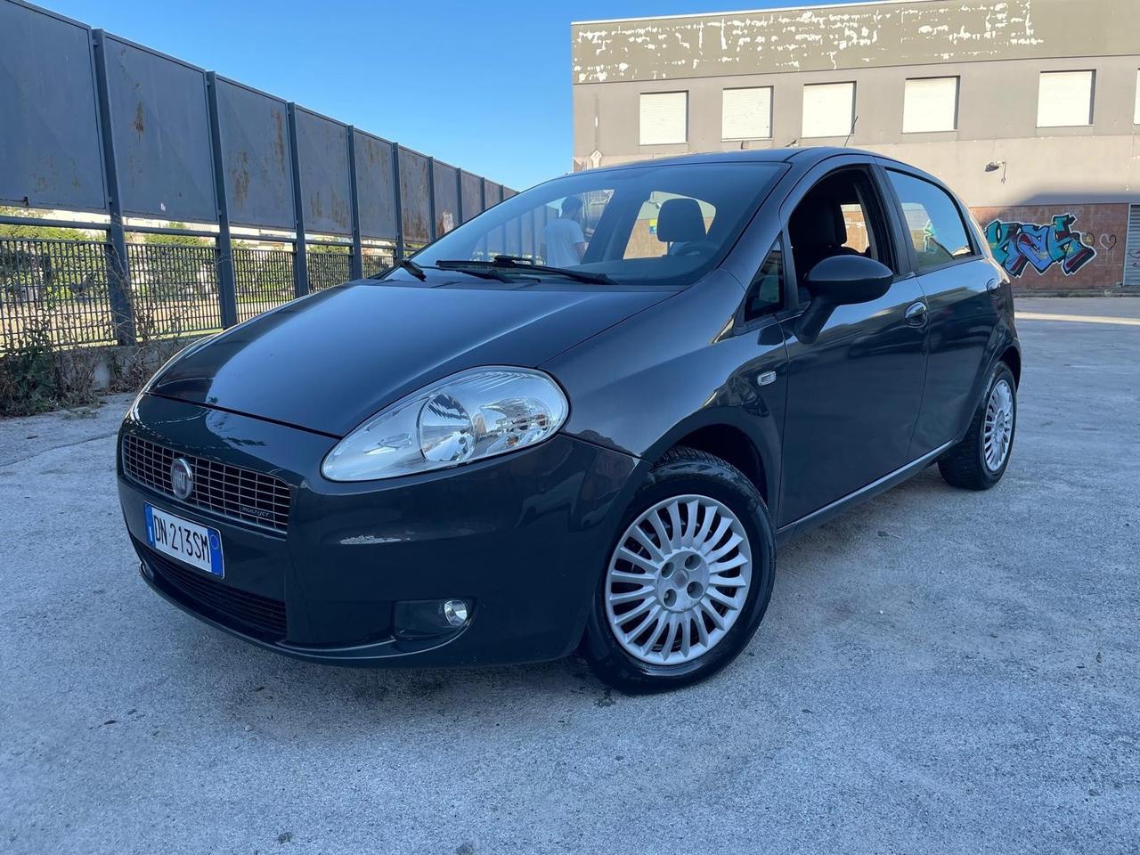 Fiat Grande Punto 1.3 MJT 75 CV 5 porte Dynamic In ottime condizioni