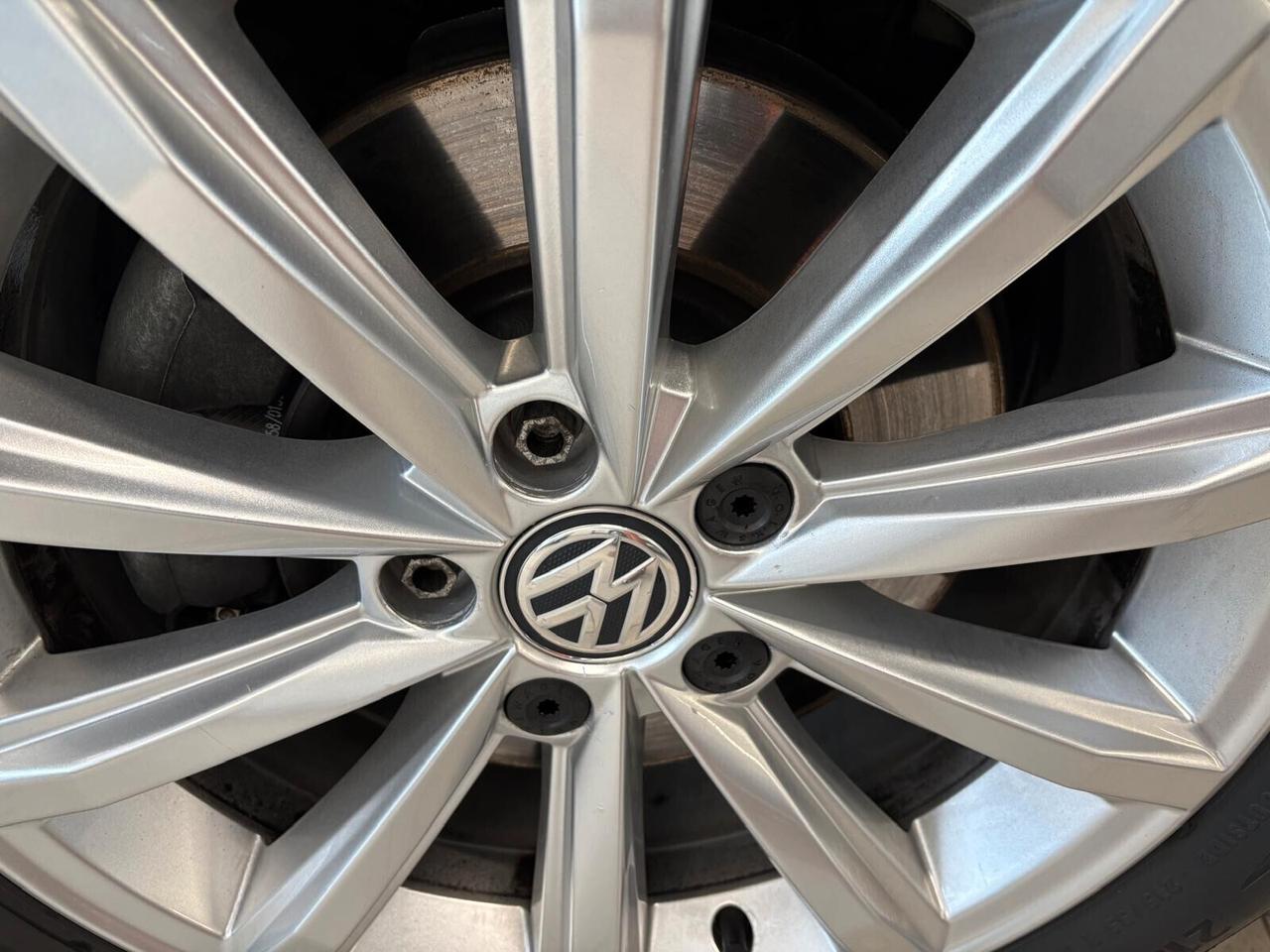 Volkswagen Passat Variant BUSINESS 2.0 TDI SCR EVO 6mt