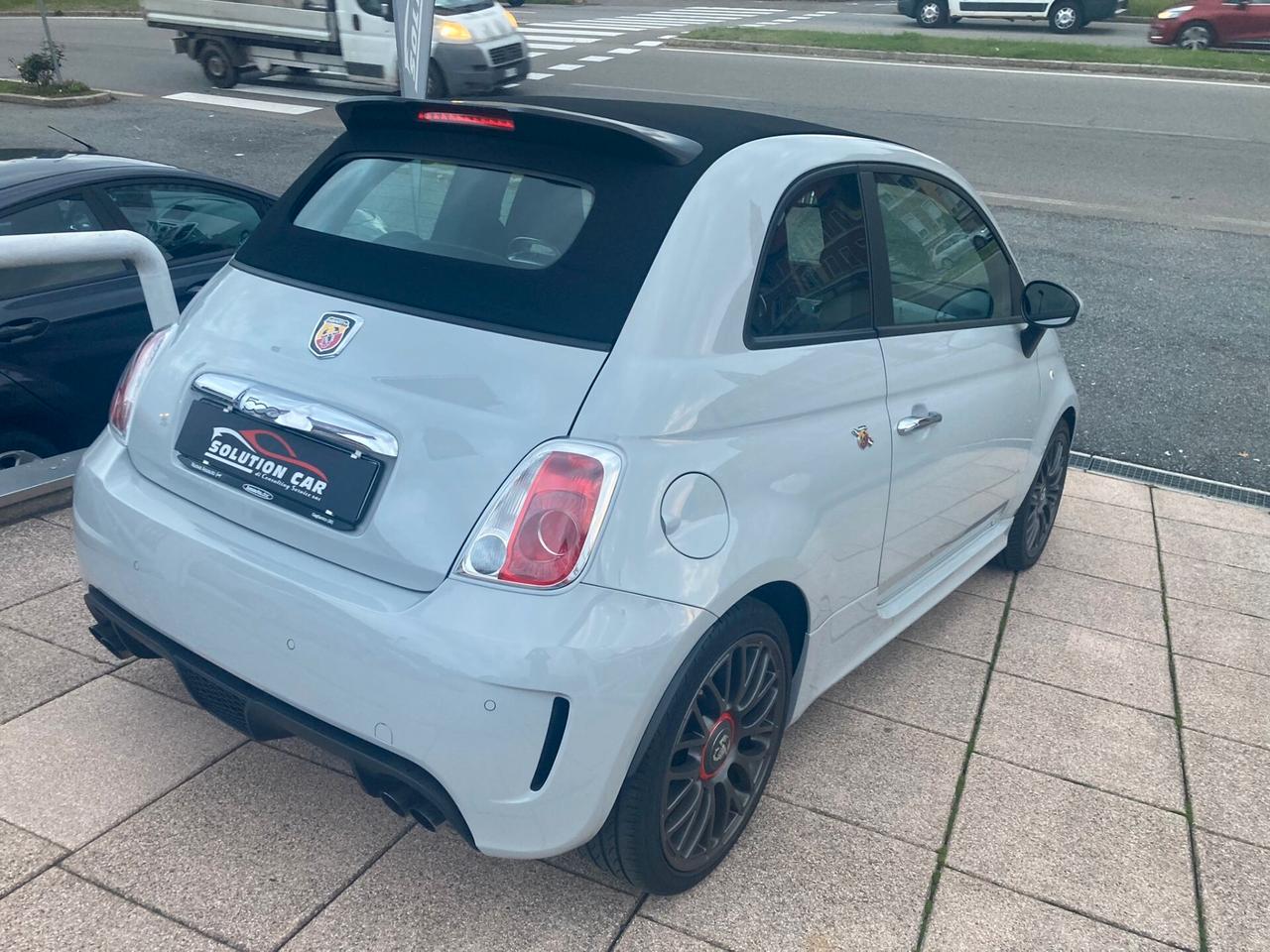 Abarth 500 C 1.4 Turbo T-Jet MTA Custom