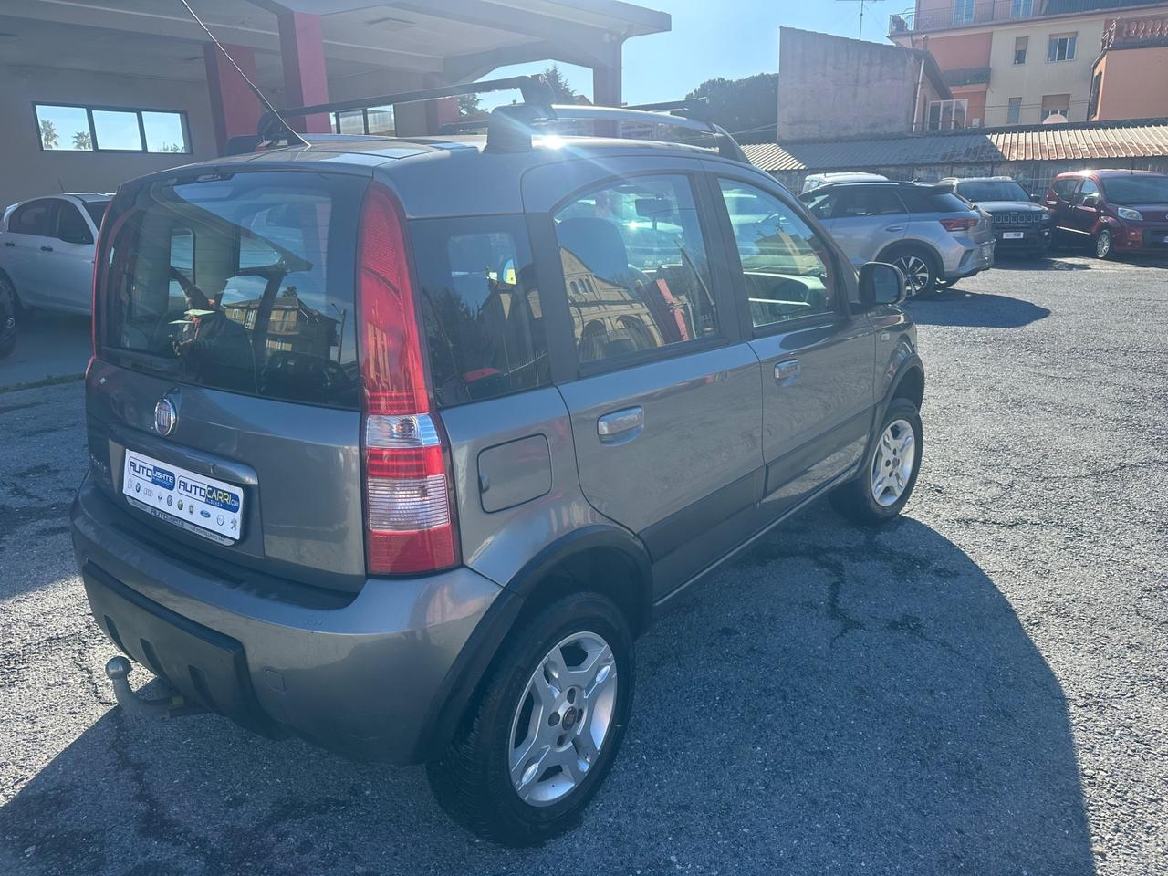 Fiat Panda 1.3 MJT 16V DPF 4x4 Climbing