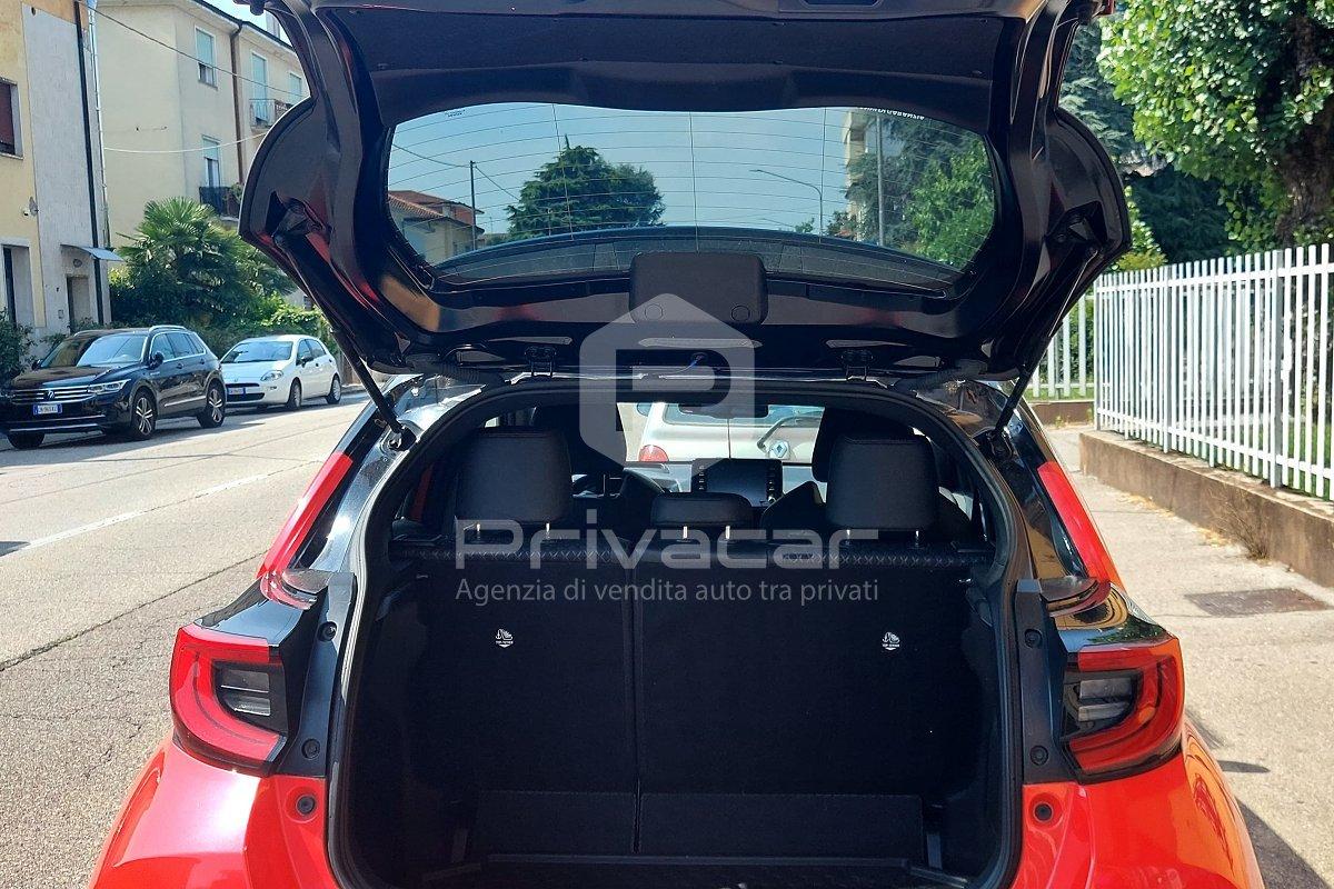 TOYOTA Yaris 1.5 Hybrid 5 porte Premiere