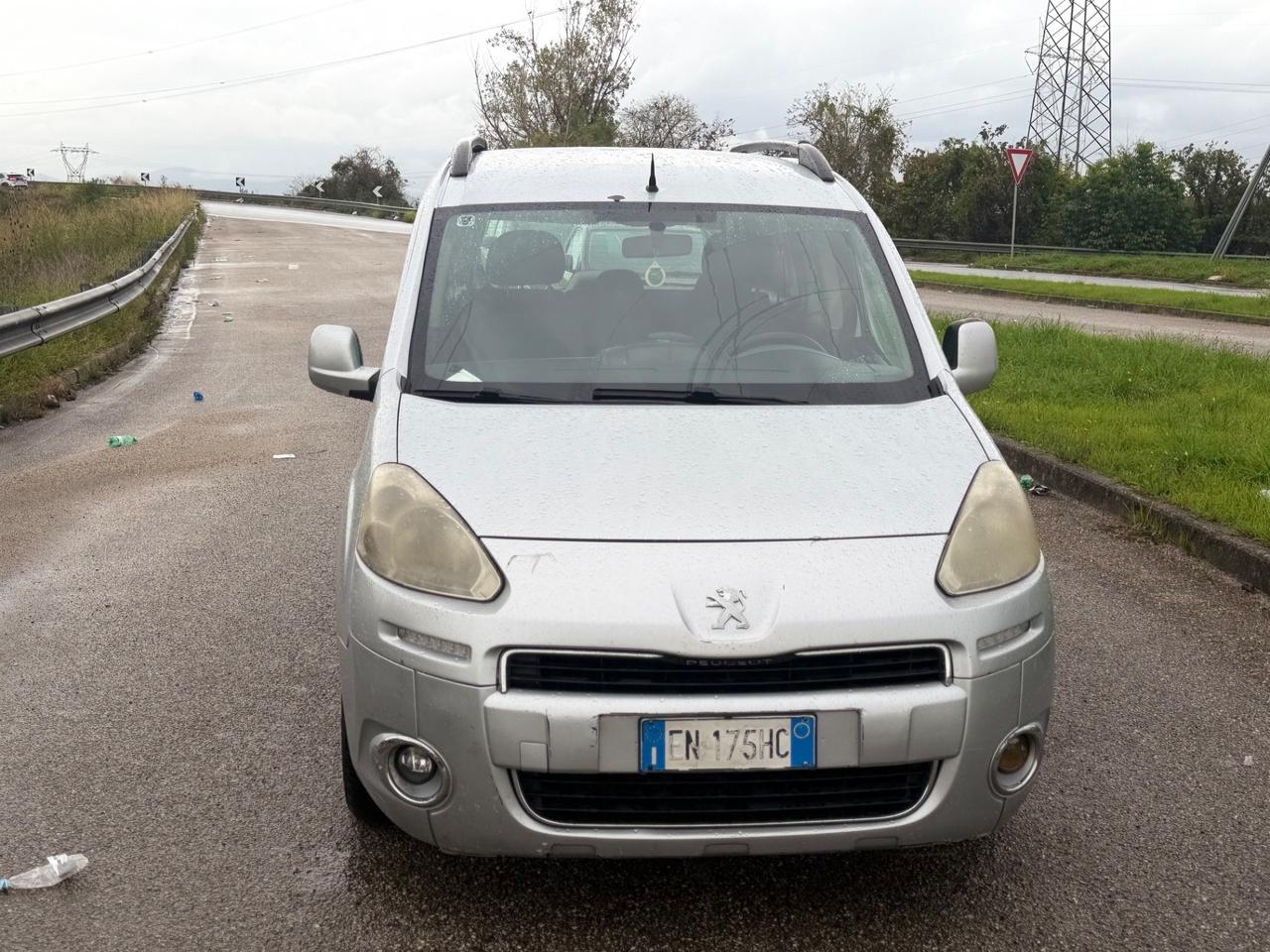 Peugeot Partner Tepee 1.6 e-HDi 92 CV S&S Outdoor MOTORE REVISIONATO
