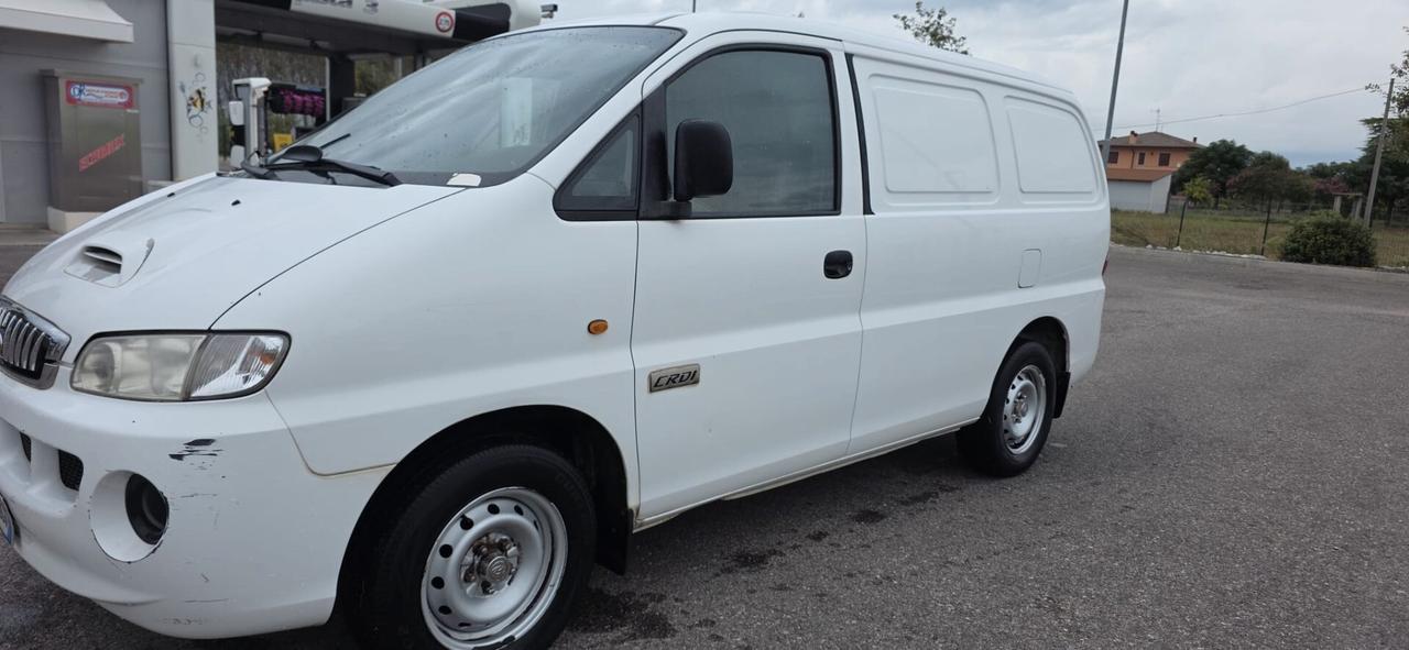 Hyundai H-1 2.5 CRDI PL 3 posti Van Style