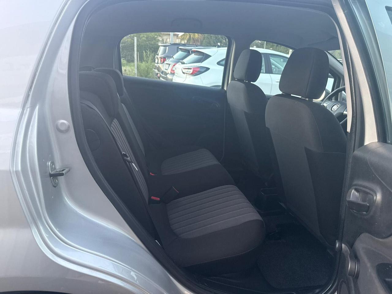 Fiat Punto 1.2 LOUNGE NAVIGATORE